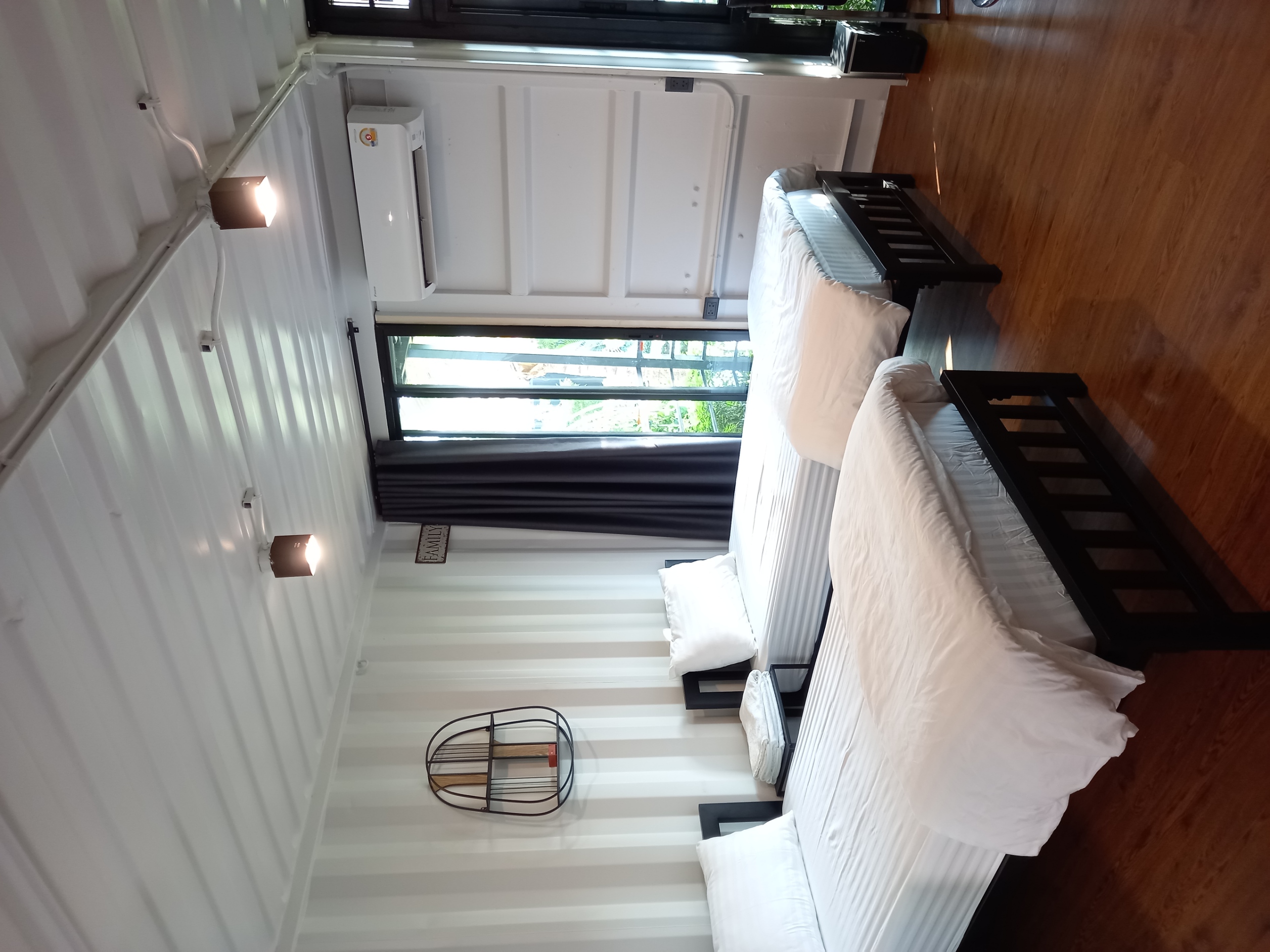 Room 8