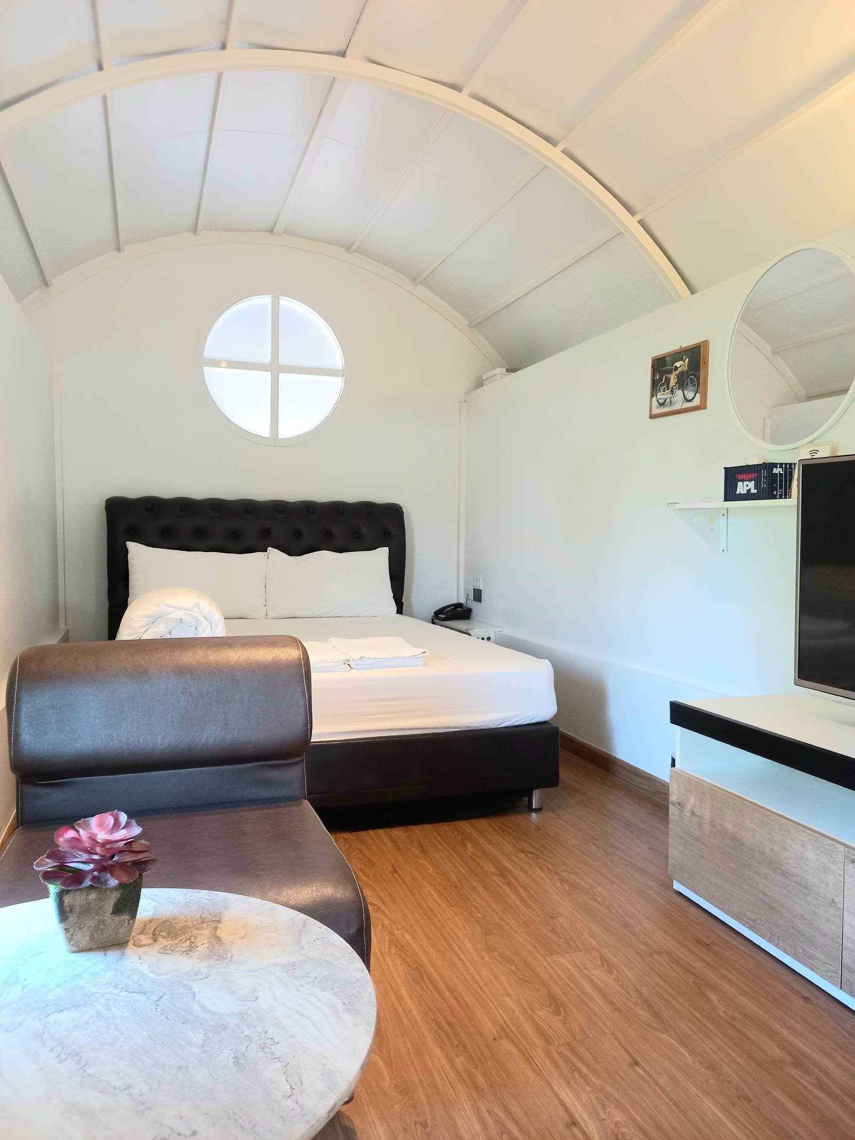 Room 9